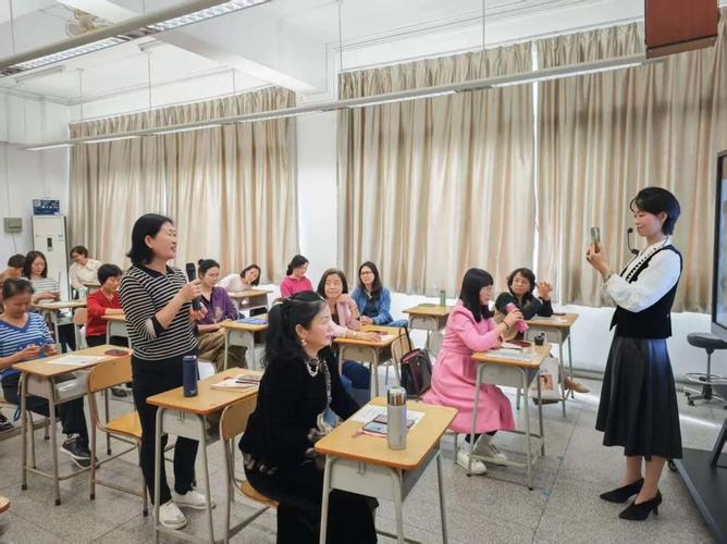 银龄智启,乐学新章
