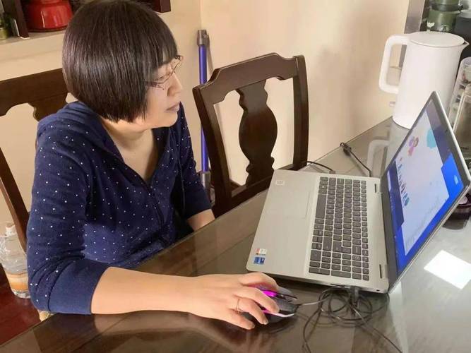 线下线上无缝衔接 智教乐学接续成长 线下线上无缝衔接 智教乐学接续